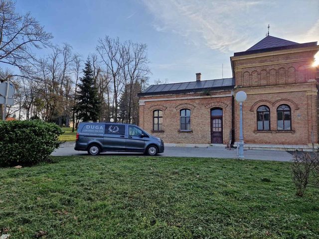 Погребно возило „Дуга“