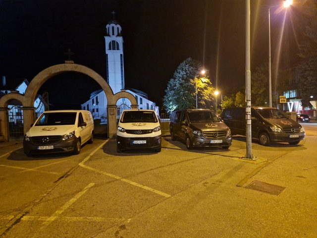 Возни парк „Дуга“